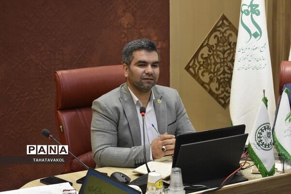 جلسه هیئت رئیسه شورای دانش‌آموزی و مجمع اعضا و مربیان سازمان دانش‌آموزی در شهرستان‌های استان تهران