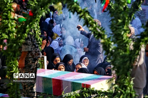 تشییع شهدای گمنام دفاع مقدس در دانسفهان