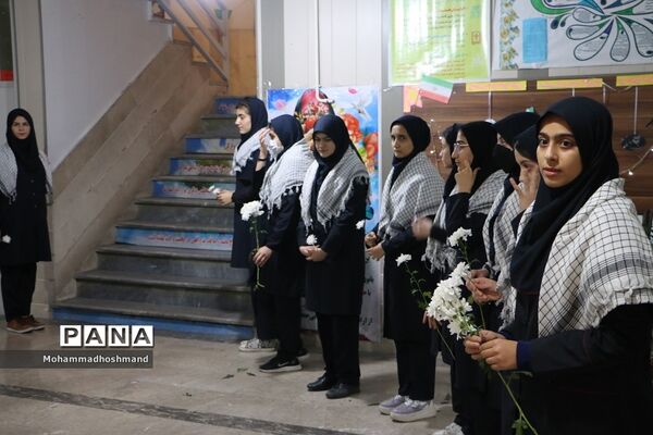تشییع پیکر شهدای گمنام در مدارس آموزش و پرورش ناحیه 2قزوین