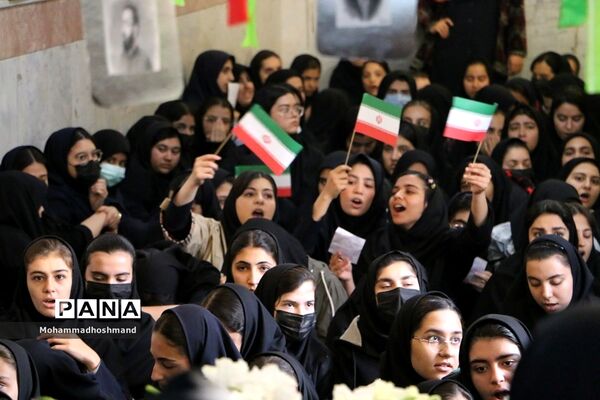 تشییع پیکر شهدای گمنام در مدارس آموزش و پرورش ناحیه 2قزوین