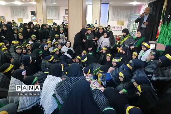 استقبال از پیکر مطهر شهید گمنام در مدرسه شاهد مریم قم