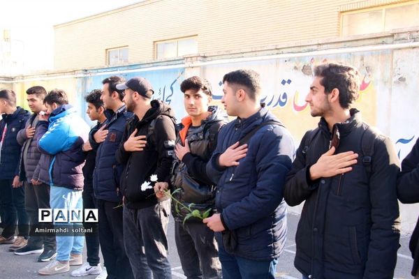 تشیع مهمان فاطمی در مدرسه شاهد تبریز