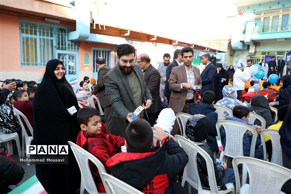 آغاز توزیع شیر در مدارس شهر تهران