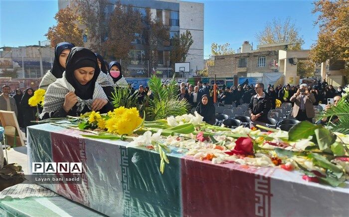 آیین تشییع شهید گمنام در دبیرستان شاهد حاج جعفر دالکی ناحیه یک