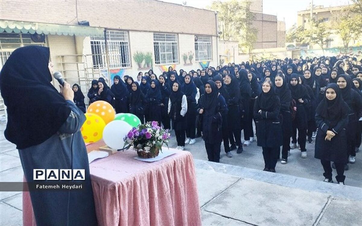 لزوم حرکت دانش‌آموزان از حافظه محوری به سمت تفکرمحوری بر اساس سند تحول بنیادین