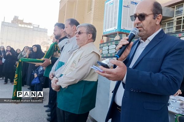 مراسم تشییع شهدای گمنام در دبیرستان امیرکبیر ناحیه یک شیراز