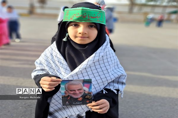 استقبال مردم شهر سورمق از پیکر مطهر شهید گمنام