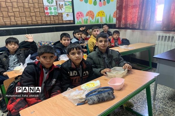 اجرای طرح مدام درمدرسه معلم شهرآشخانه