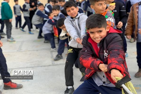 اجرای طرح مدام درمدرسه معلم شهرآشخانه