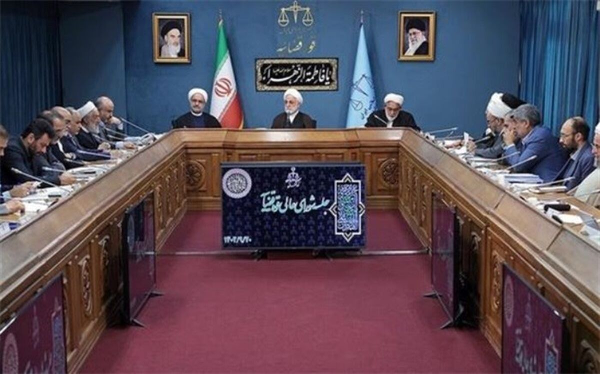 محسنی اژه‌ای: در برخورد با فساد از فشار بیرونی تاثیر نمی‌پذیریم