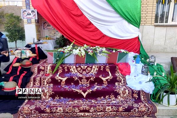 آیین استقبال و تشییع شهید گمنام در مدارس شهرستان سروستان