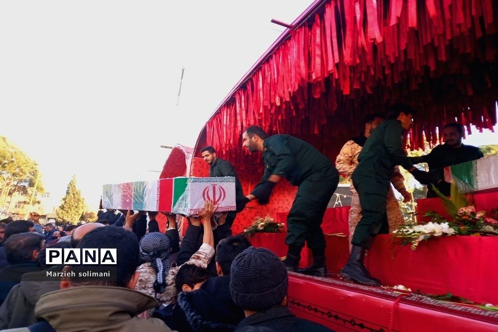 تشییع شهدای گمنام در نجف آباد