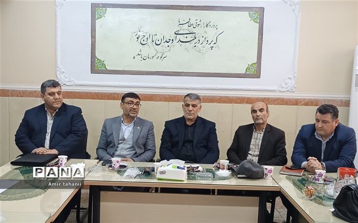 مدیران مدارس‌ راهبر و تسهیل‌گر فرایند آموزش هستند