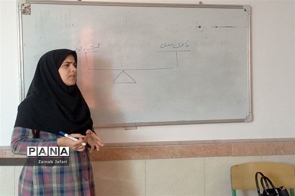 کارگاه آموزشی پیشگیری از آسیب های اجتماعی