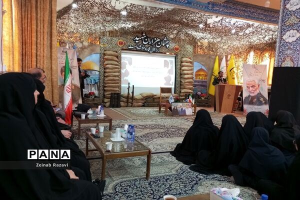 تشییع شهید گمنام در دبیرستان فرزانگان شهیده حسنی سعدی ناحیه چهار استان قم