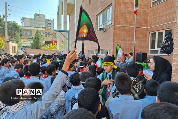 تشییع شهید گمنام در دبستان معارف 6 ناحیه 3 شیراز