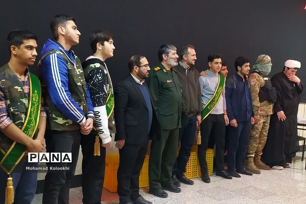 اجتماع بزرگ نوجوانان مقاومت در مسجد امام صادق (ع) اندیشه