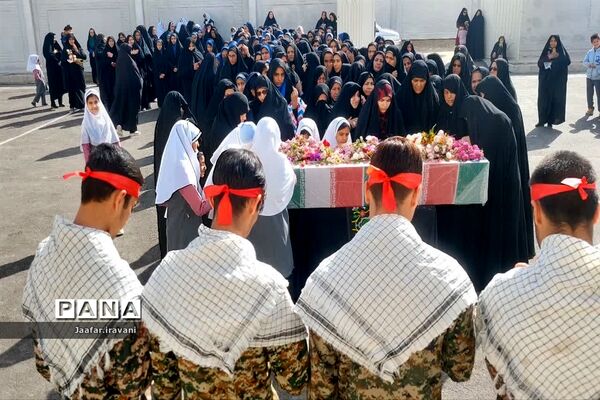 مراسم استقبال از شهید گمنام در شهرستان مروست
