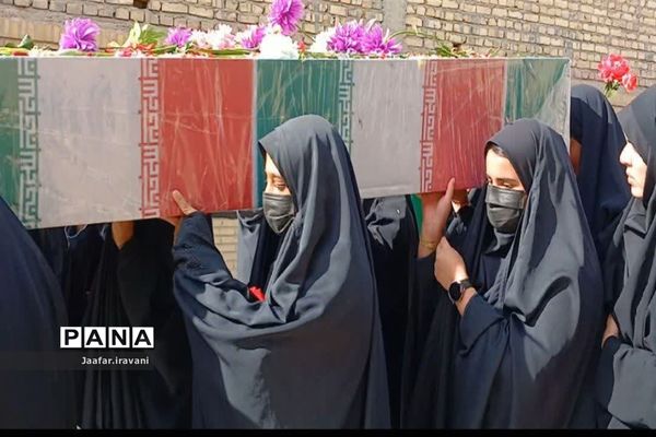 مراسم استقبال از شهید گمنام در شهرستان مروست