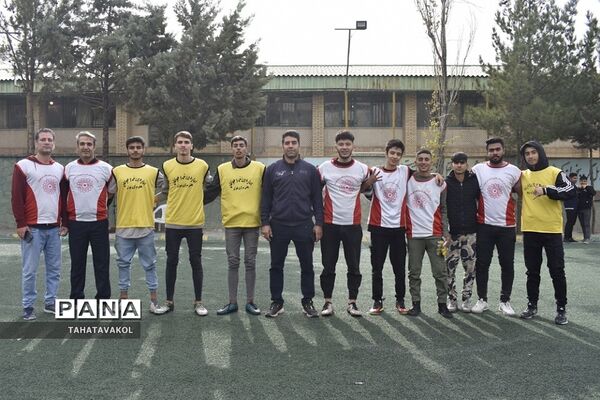 مسابقه فوتبال مدرسه ای به‌مناسبت هفته تربیت بدنی در شهرستان پردیس