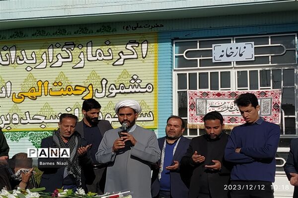 تشییع شهید گمنام در اداره آموزش و پرورش شهرستان کاشمر