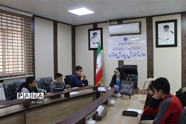 کارگاه  طرح هر مدرسه یک خبرنگار ویژه پسران در جوادآباد