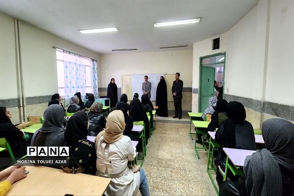 بازدید از کلاس‌های طرح شهید همت ناحیه یک بهارستان
