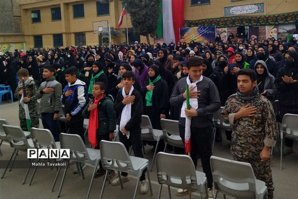 تشییع پیکر شهید گمنام در هنرستان فنی حرفه ای بدیع ناحیه یک مشهد