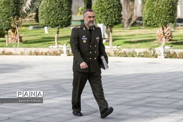 حاشیه جلسه هیات دولت - ۲۲ آذر