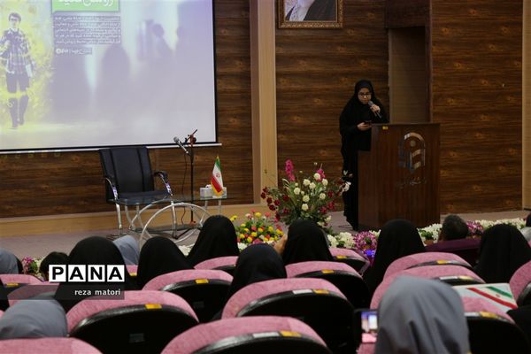 نشست نخبگان نوجوان خوزستان با معاون جوانان وزیر ورزش