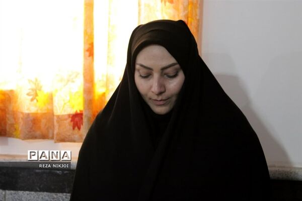 نمازی با دانش‌آموزان آموزشگاه امام علی (ع) ناحیه یک بهارستان