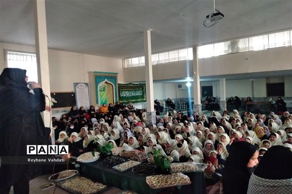 برگزاری مراسم سوگواری شهادت حضرت زهرا (س) در دبستان دخترانه شهید خلیل طهماسبی