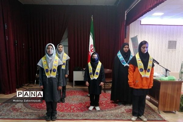 کارگاه آموزشی یاور مربیان پیشتازان جهادی سازمان دانش‌آموزی در شهرستان نیشابور