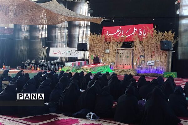وداع دانش‌آموزان دختر و پسر زنجانی با پیکر شهید گمنام