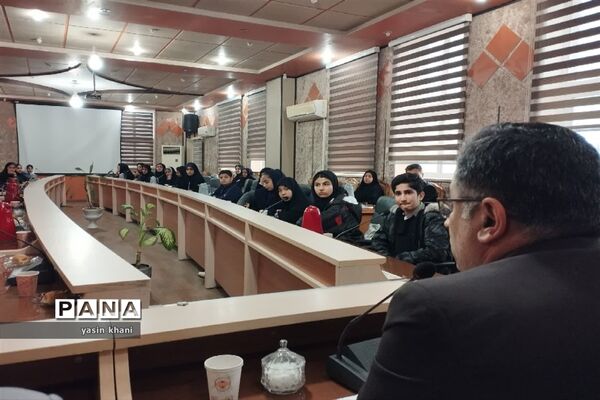 کارگروه نوجوانان کتابخوان اندیشه‌ورز