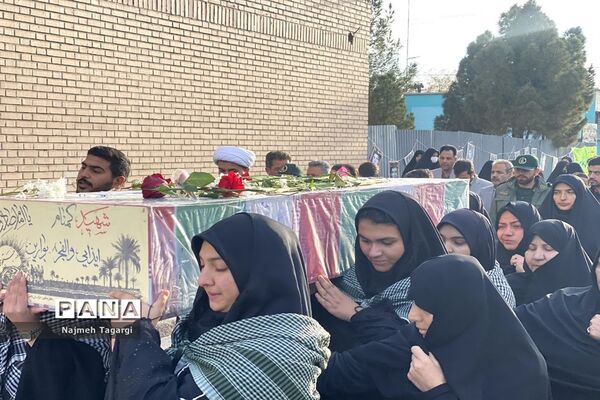 مراسم استقبال از پیکر شهید گمنام در مدارس دخترانه شهرستان مه‌ولات