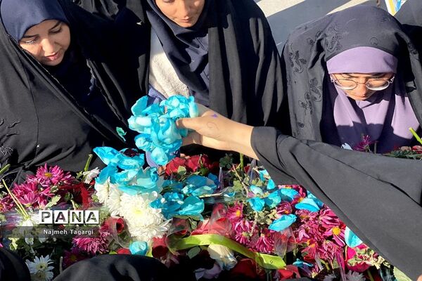 مراسم استقبال از پیکر شهید گمنام در مدارس دخترانه شهرستان مه‌ولات