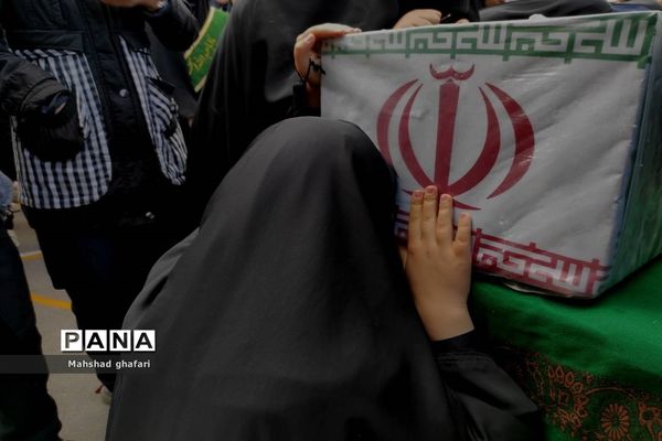 تشییع شهید گمنام در اراک