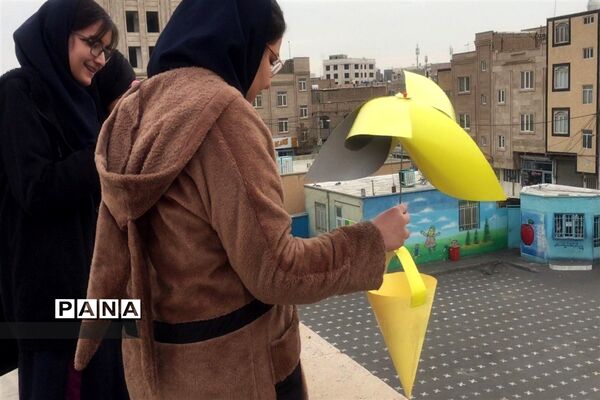 چالش نجات تخم مرغ درآموزشگاه حاج رحیم شعبانی ناحیه یک بهارستان