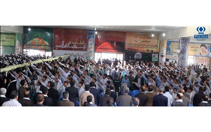 اجرای سرود نسل آرمانی در یادواره شهدای دانش‌آموز استان کرمان/فیلم