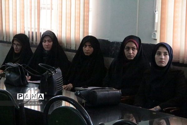 برگزاری طرح ملی تشرف در دبیرستان صدیقه طاهره(س) ناحیه یک شهرری