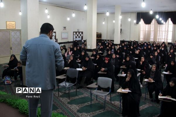 برگزاری طرح ملی تشرف در دبیرستان صدیقه طاهره(س) ناحیه یک شهرری