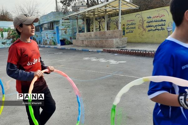مسابقات و المپیادهای ورزشی در مدارس ناحیه دو ری