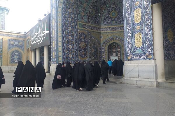 زیارت حرم حضرت معصومه(س) و مسجد جمکران توسط دانش‌آموزان شهرستان جاجرم