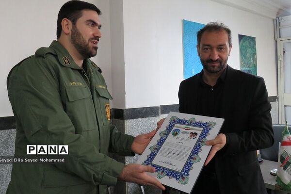مراسم تقدیر از پایگاه‌های برتر در ناحیه یک شهرری