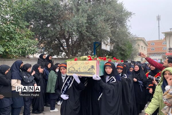 تشییع پیکر شهید تازه تفحص شده دفاع مقدس در گرگان