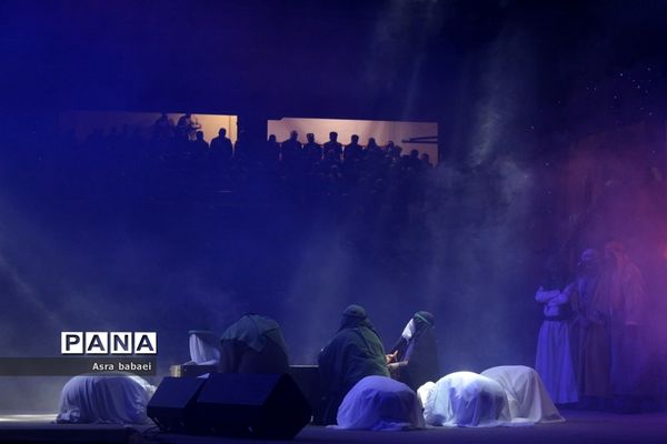 اجلاسیه نهایی کنگره ملی ۱۰ هزار شهید استان آذربایجان شرقی