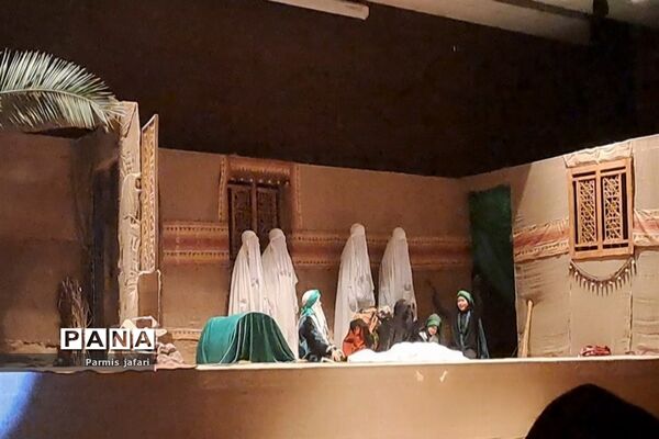 نمایش بانوی بی‌نشان در شهریار