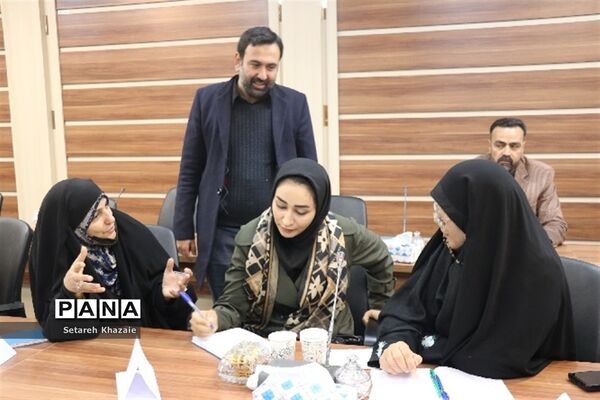 دوره تکمیلی تربیت تسهیل‌گر کتابخوانی نوجوان