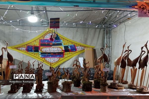 سومین نمایشگاه دستاوردهای فناوری و فن بازار گام‌ دوم دراسلامشهر